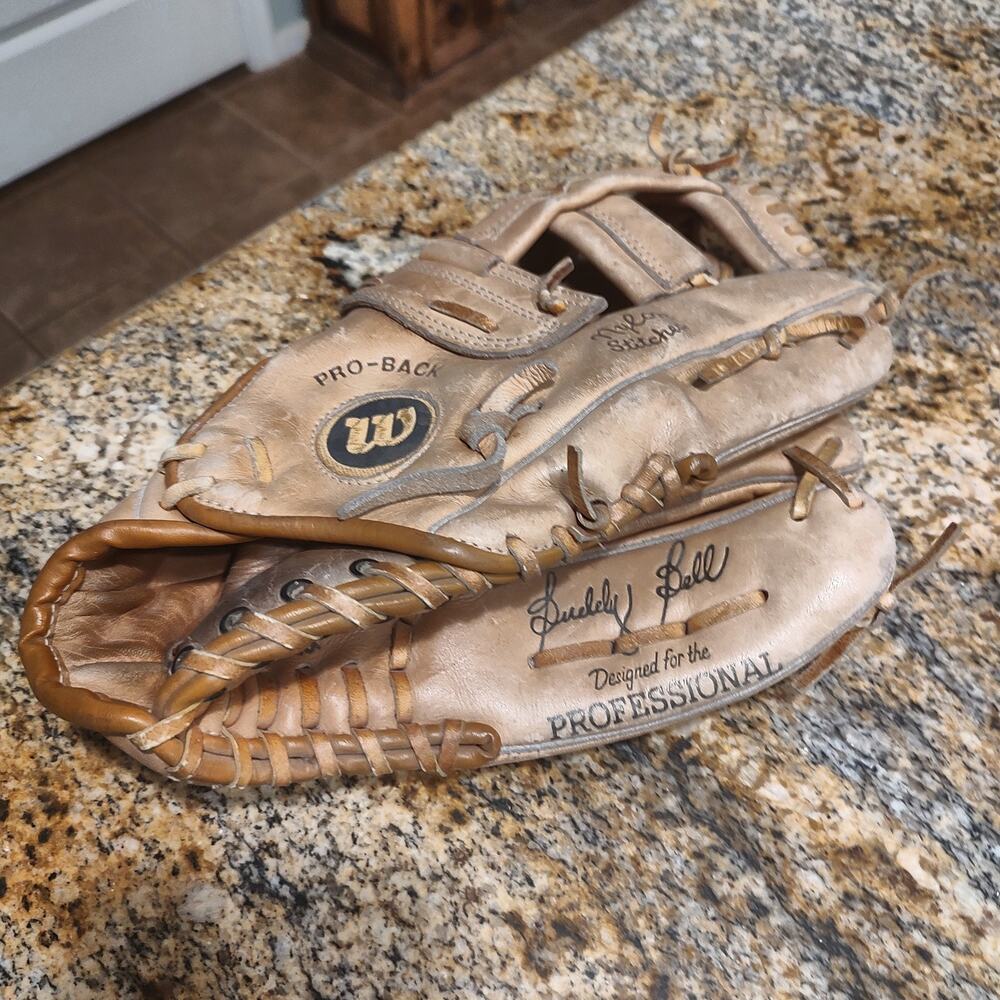 Wilson Buddy Bell Baseball Glove Pro-Back A2215 RHT
